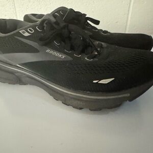 Brooks Black Running Shoes